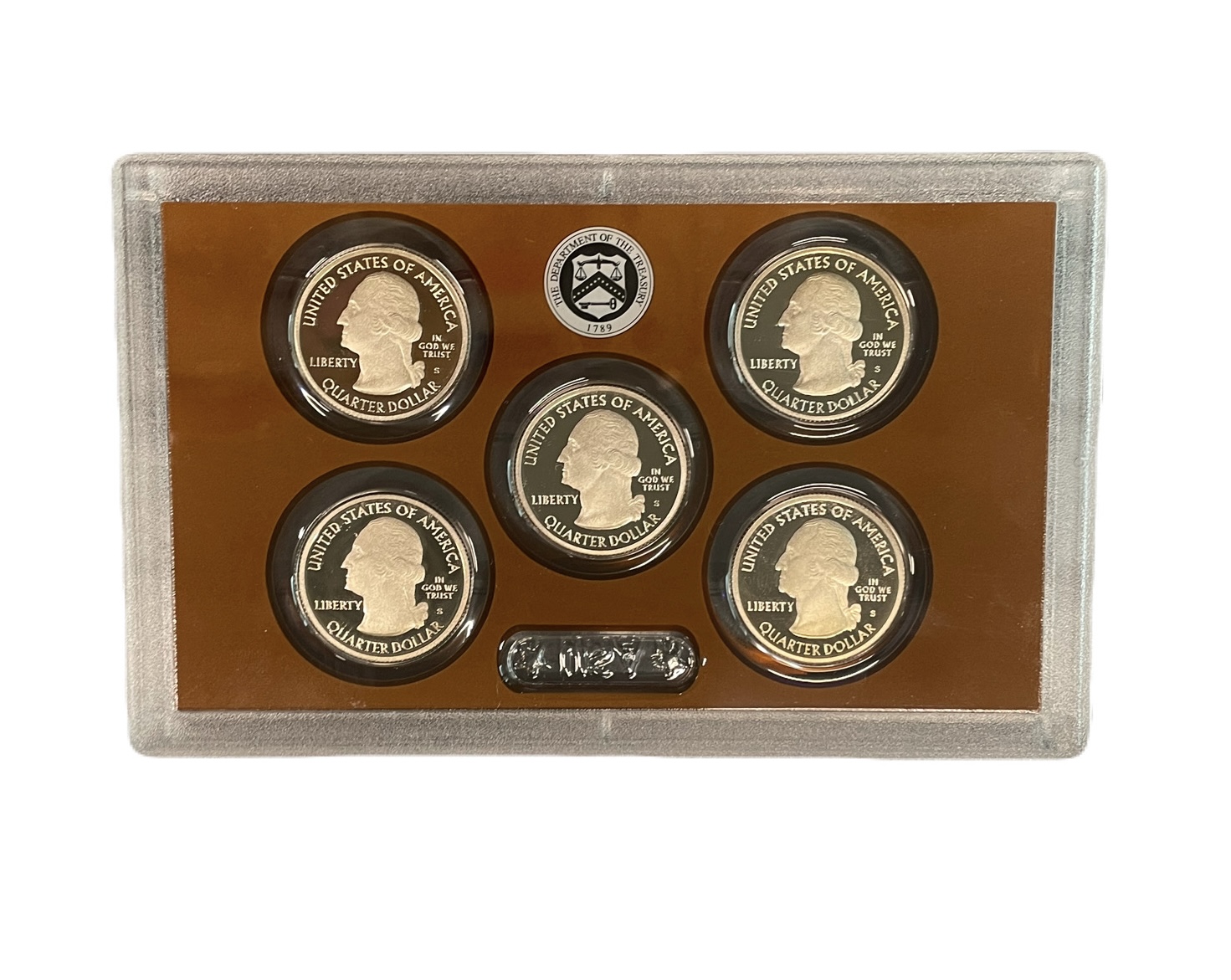 США полный годовой набор из 14 монет (1, 5, 10 (дайм) и 25 (квотер) центов; 1/2 (50 центов) и 1 доллар) 2013 в оригинальной упаковке с сертификатами KM 468, 381, 195a, A202b, 542, 543, 544, 545, 546, 547, 548, 549, 550 и 551 PROOF 1-5-3-24