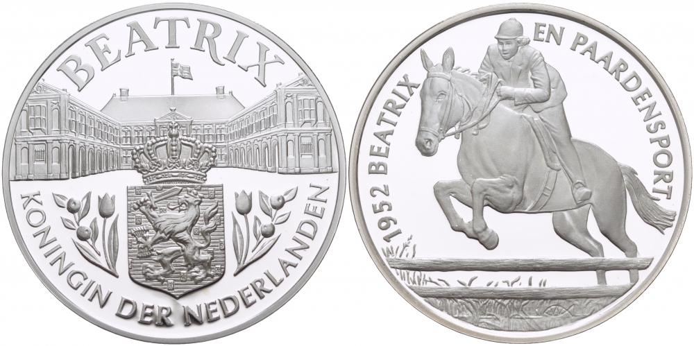 Нидерланды медаль ND королева Беатрикс (1980-2013), 1952 конный спорт, диаметр 38,5 мм.  серебро  PROOF  11-153-44