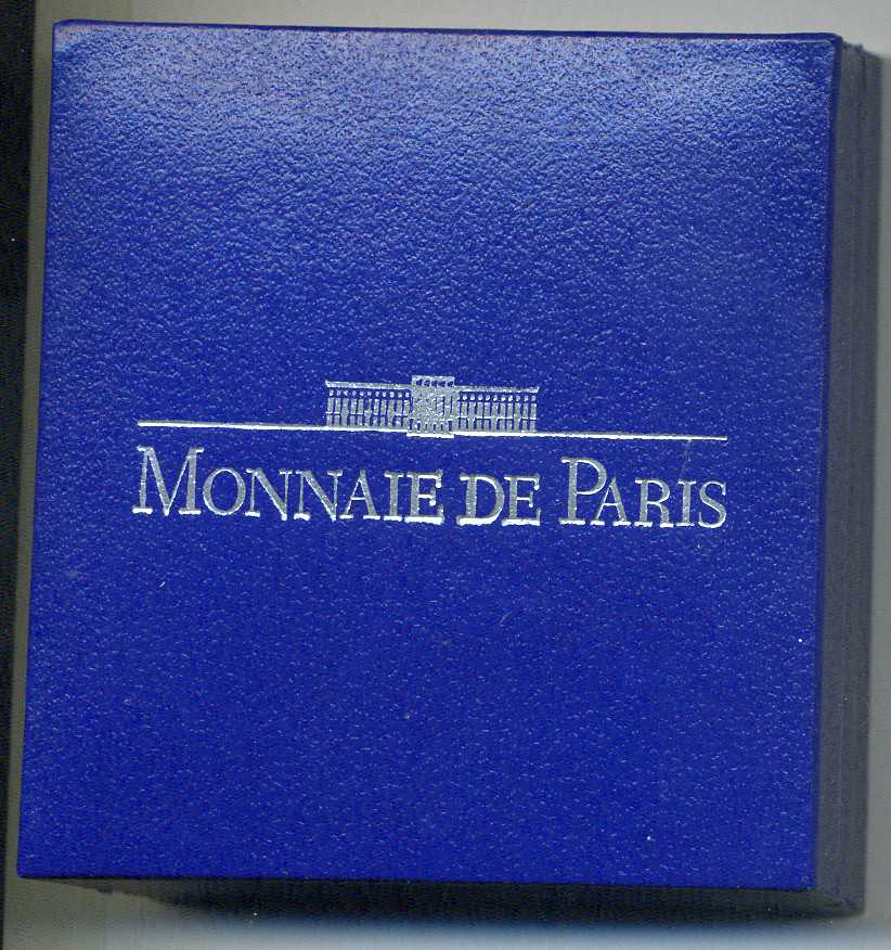Франция 100 франков - 15 евро 1996 серия архитектурные монументы Европы, кафедральный собор Сент-Этьен в Вене, в оригинальной коробке, с сертификатом KM 1140 серебро PROOF 3-4-3-40