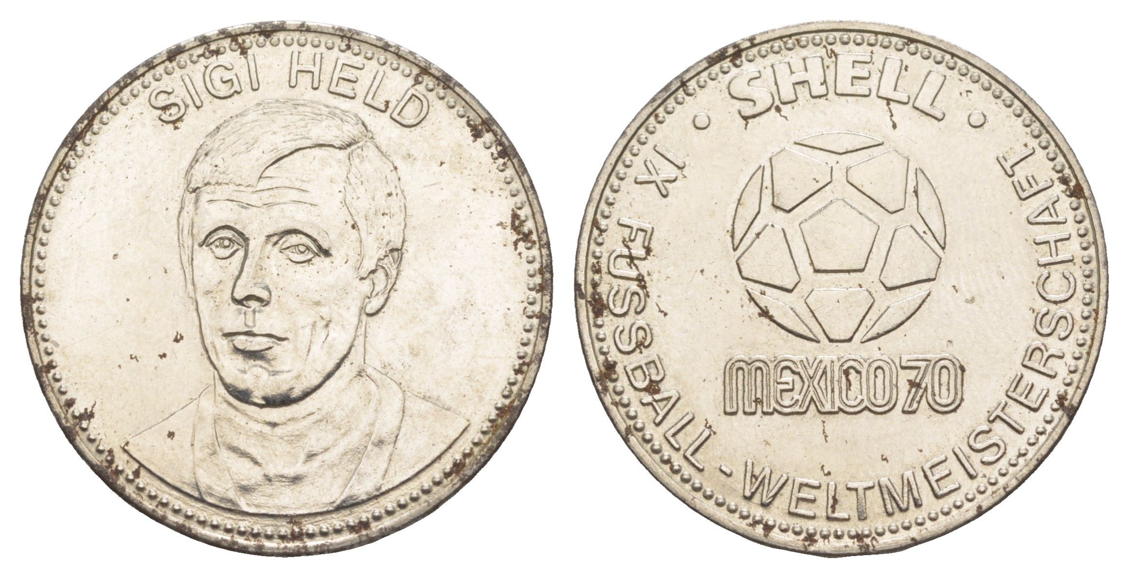 Германия жетон Shell - Чемпионат мира по футболу 1970 года - сборная Германии - Зигфрид Хельд 1970 диаметр 29,6 мм, вес 9,6 гр сталь плакированная никелем 4175-621
