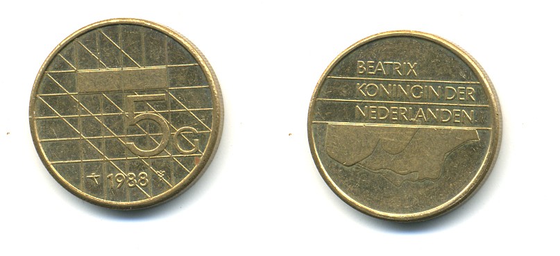 Нидерланды 5 гульденов 1988 Беатрикс (1980-2013) KM 210 никель плакированный бронзой 4364-556