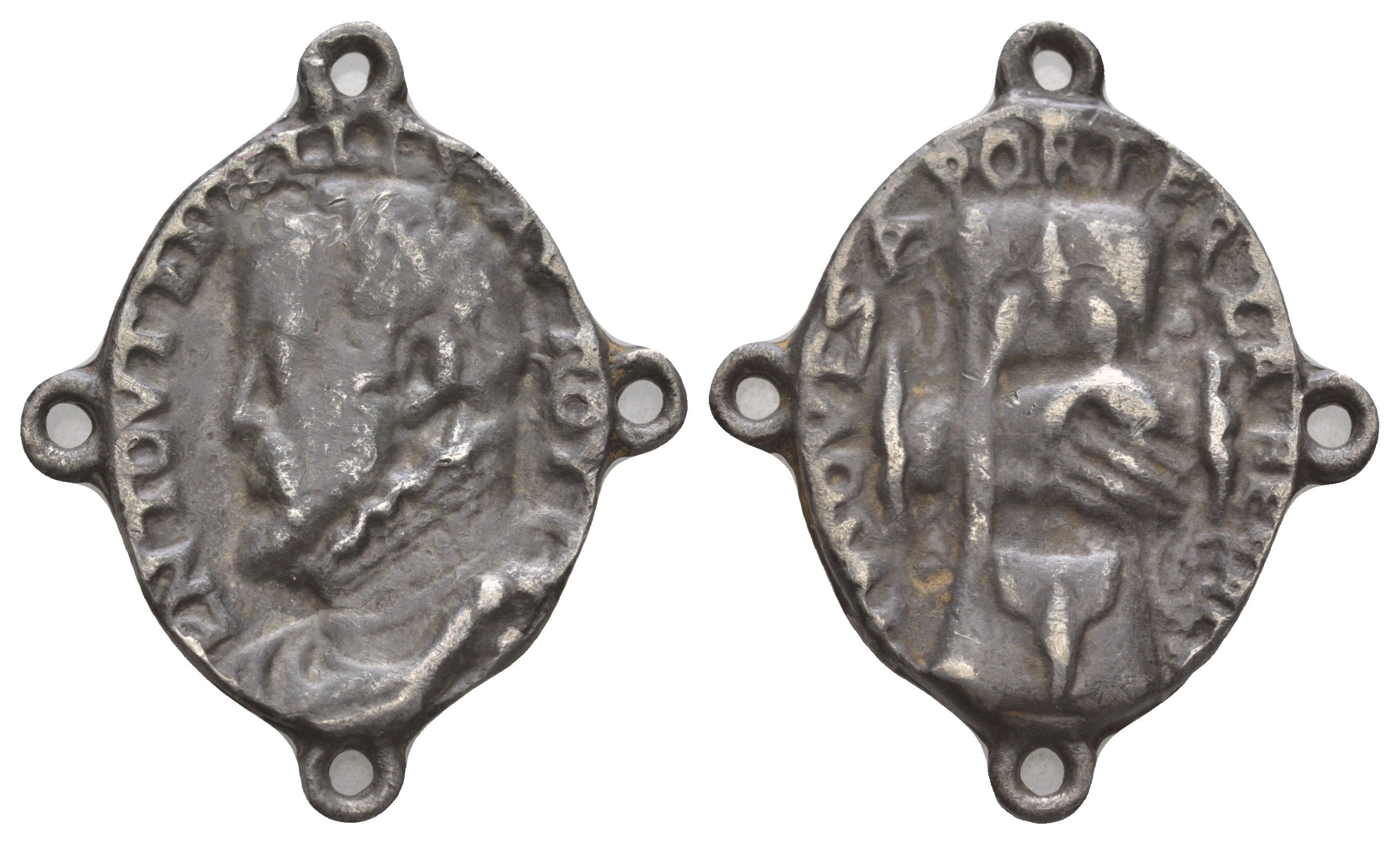 Франция религиозный медальон с изображением Викентия де Поля ND размер 43x36 мм, вес 14,74 гр литье 1516-544