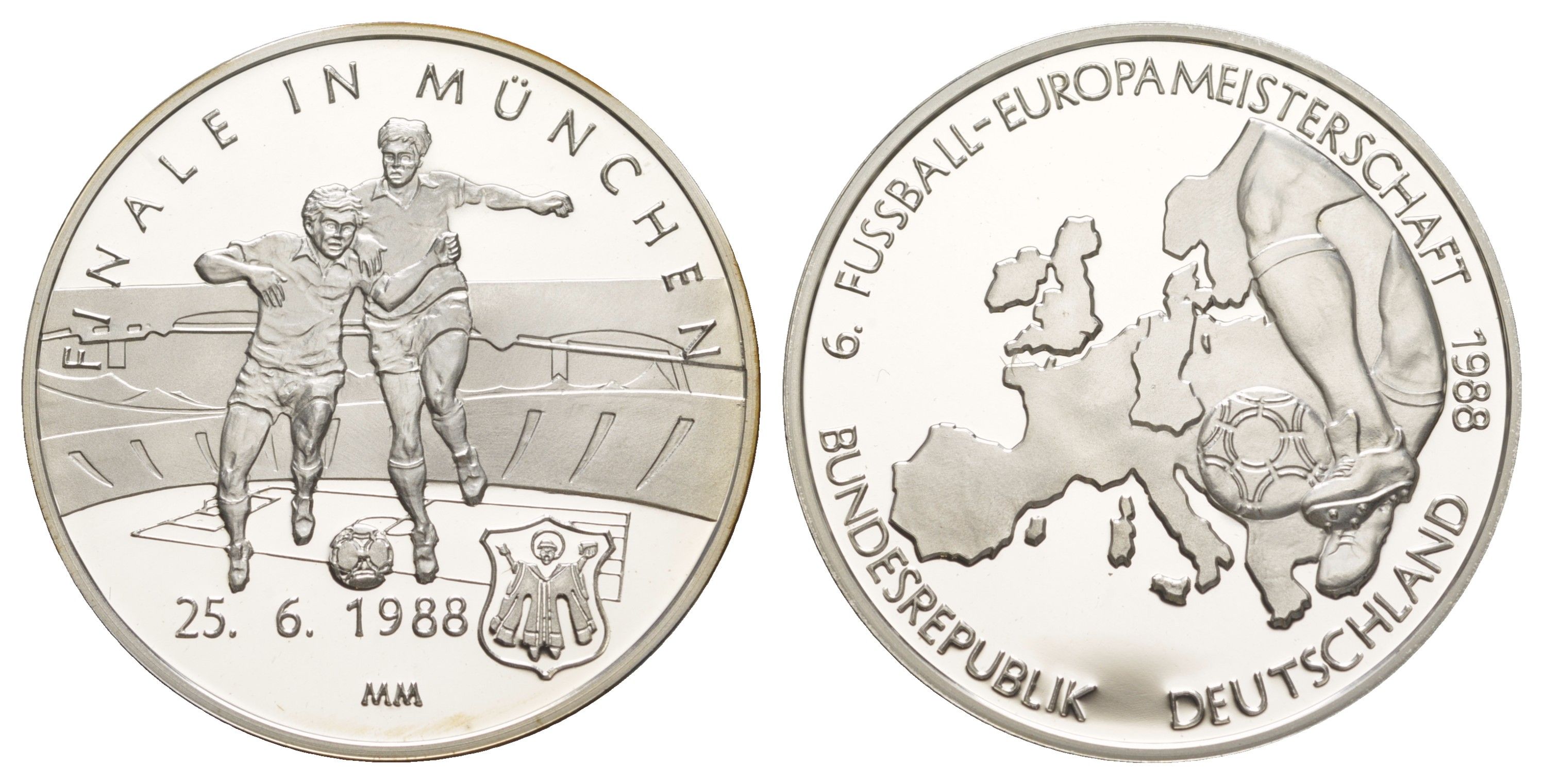 ФРГ медаль посвященная Чемпионату Европы 1988 - "финальный матч СССР-Нидерланды 25 июня 1988 в Мюнхене" 1988 диаметр 39 мм, вес 23,5 гр серебро PROOF 11-323-32