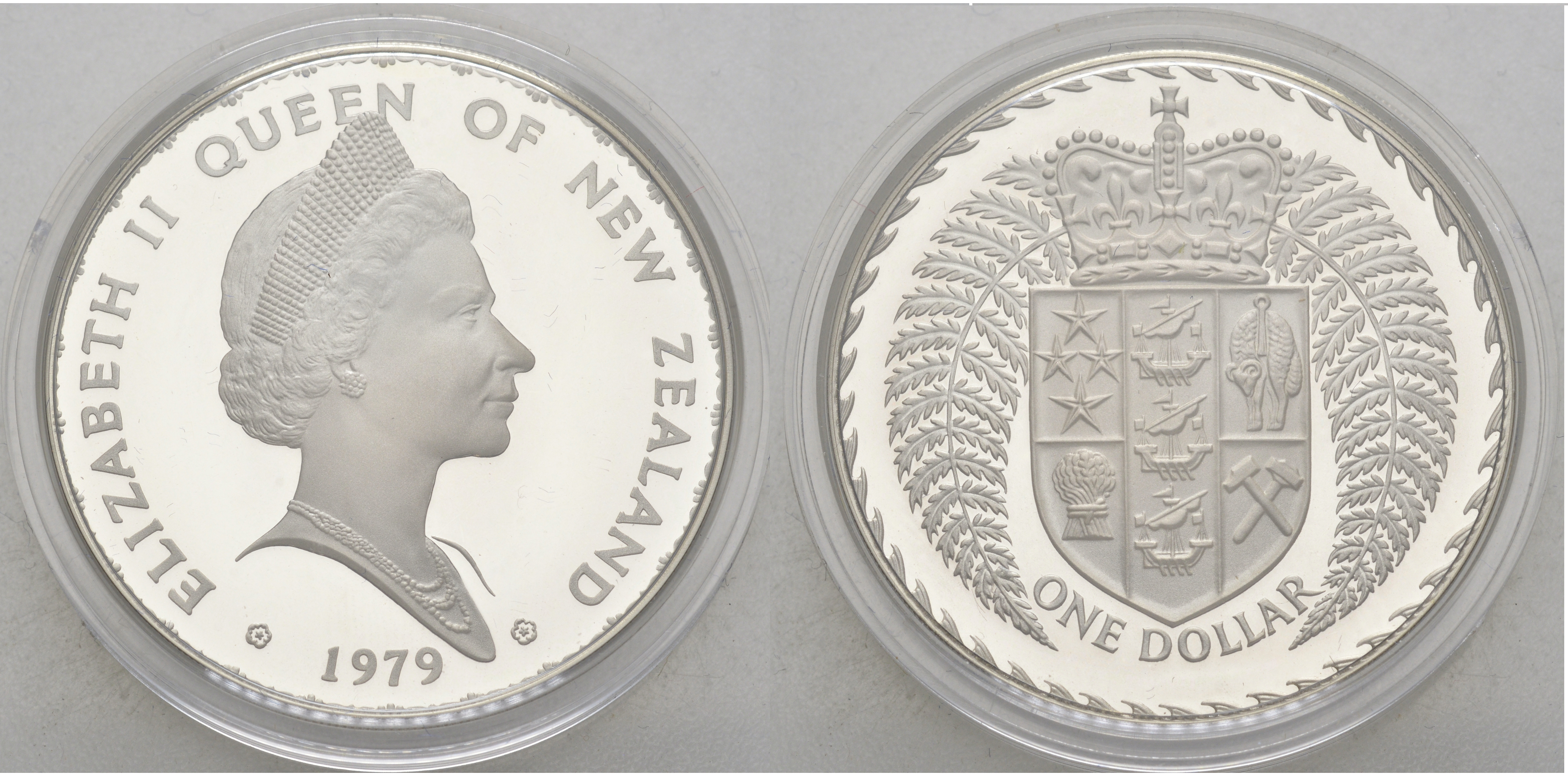 Новая Зеландия 1 доллар 1979 герб Новой Зеландии, Елизавета II (1952-2022), в оригинальной коробке KM 48а серебро PROOF 7-5-5-24