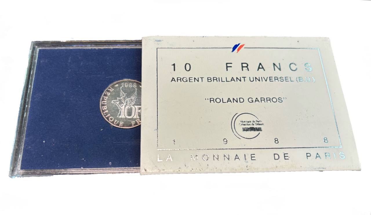 Франция 10 франков 1988 100 лет со дня рождения Ролан Гарроса (1888-1918), самолет, в оригинальной упаковке KM 965b серебро  PROOF  1-6-4-20