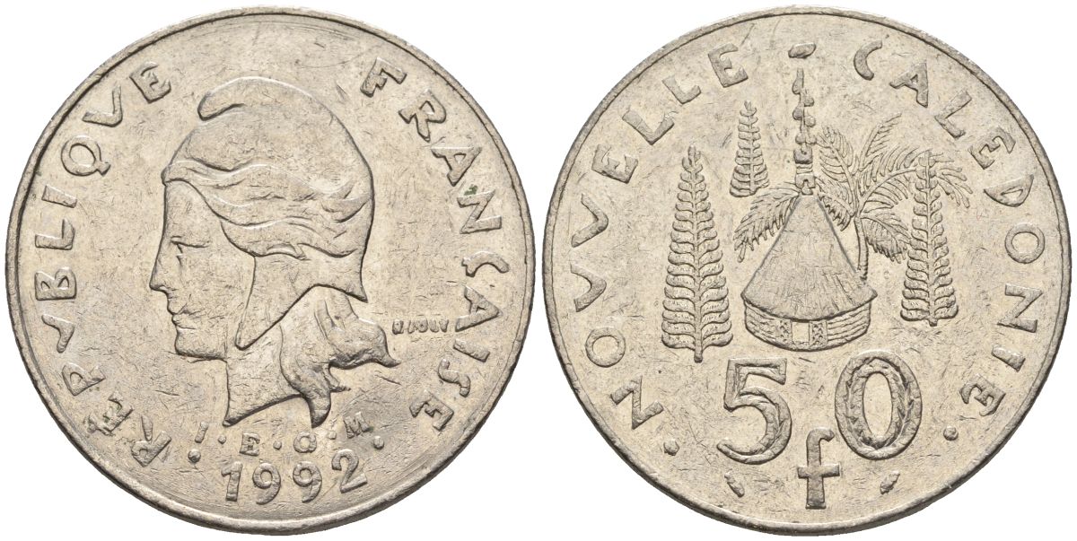 Французская Новая Каледония 50 франков 1992 хижина среди сосен и пальм, (IEOM) KM 13, Schoen 15, Lec 121 никель 4123-332