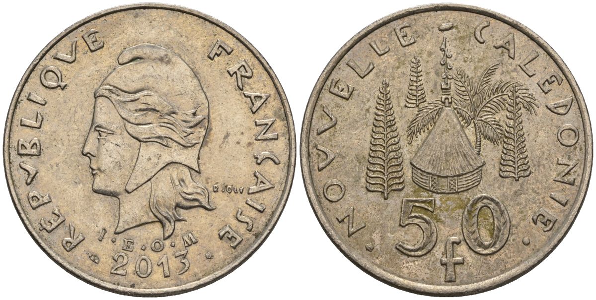 Французская Новая Каледония 50 франков 2013 хижина среди сосен и пальм, (IEOM) KM 13a, Schoen 15a, Lec 128i медно-никель 4111-1033