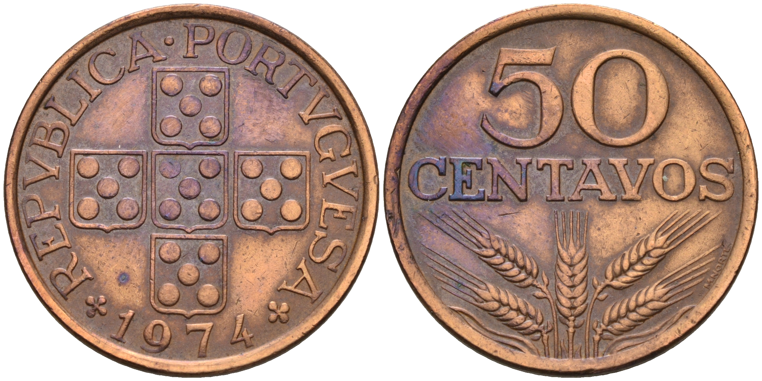 Португалия 50 сентаво 1974  KM 596 бронза    4161-722