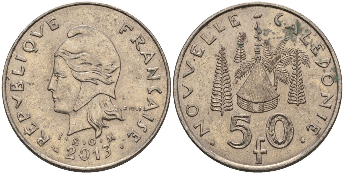 Французская Новая Каледония 50 франков 2013 хижина среди сосен и пальм, (IEOM) KM 13a, Schoen 15a, Lec 128i медно-никель 4111-1043