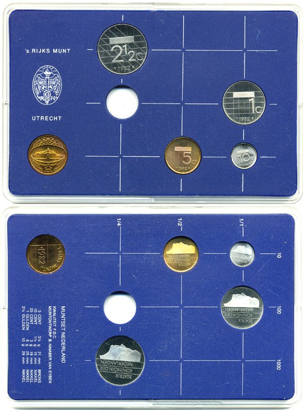 Нидерланды набор из 4 монет + жетон мондвора 1982 пластик KM 202, 203, 205, 206 UNC 7-4-2-08