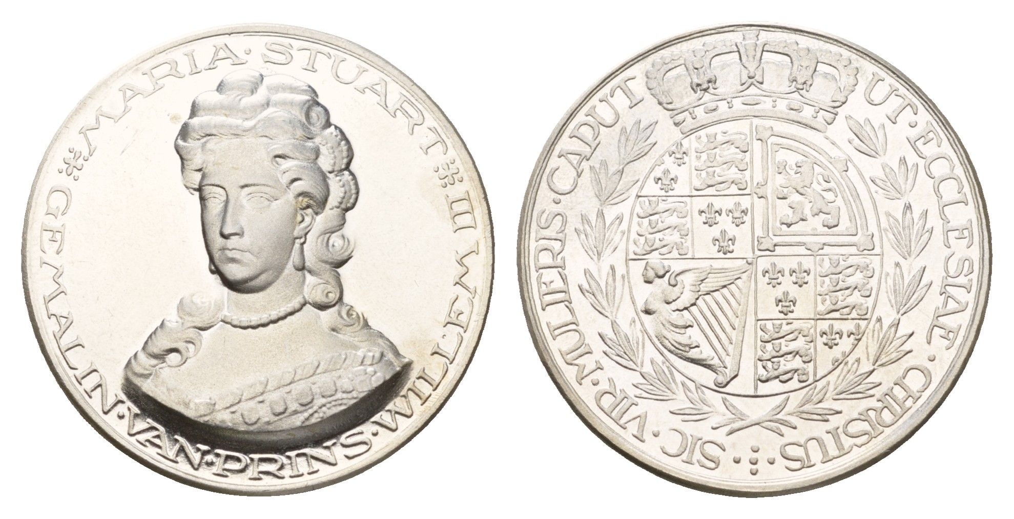 Нидерланды медаль из серии история Нидерландов - Мария II - супруга Вильгельма III Оранского первая половина XX века Ut Ecclesiae Christus Sic Vir Mulieris Caput (как Христоc - глава Церкви, так и мужчина - глава женщины) диаметр 25 мм, вес 6,7 гр серебро