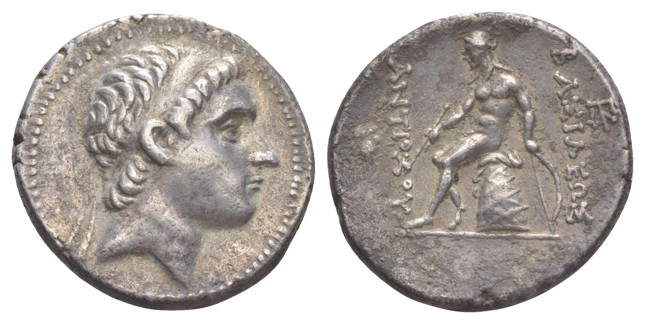 Государство Селевкидов тетрадрахма 213-205 гг. до н.э. Антиох III Великий, голова царя/Аполлон, сидящий на Омфале, держащий лук и стрелу, 16,87 гр, Эдесса HGC 9, 447bb серебро 00-812-18