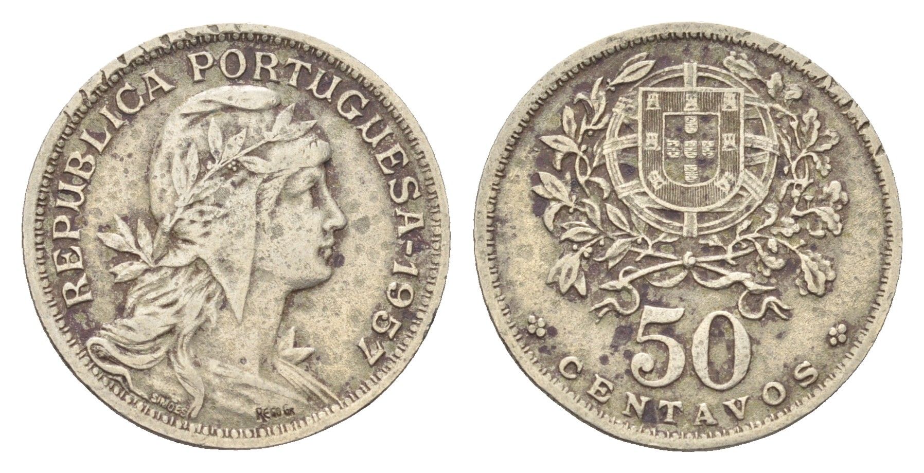 Португалия 50 сентаво 1957 голова Свободы вправо KM 577 никель латунь 4659-639