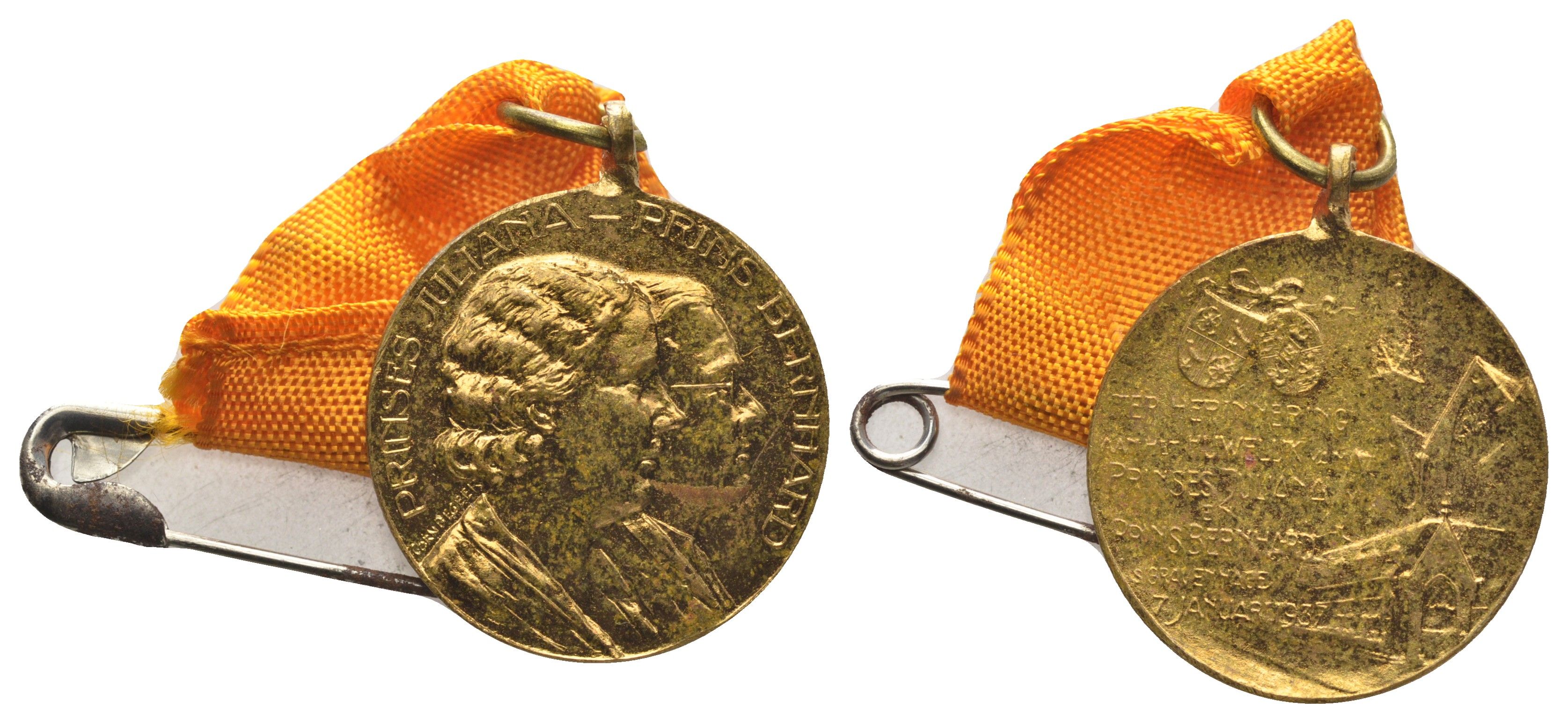 Нидерланды медаль для ношения - Бернард и Юлиана XX век латунь 118-323