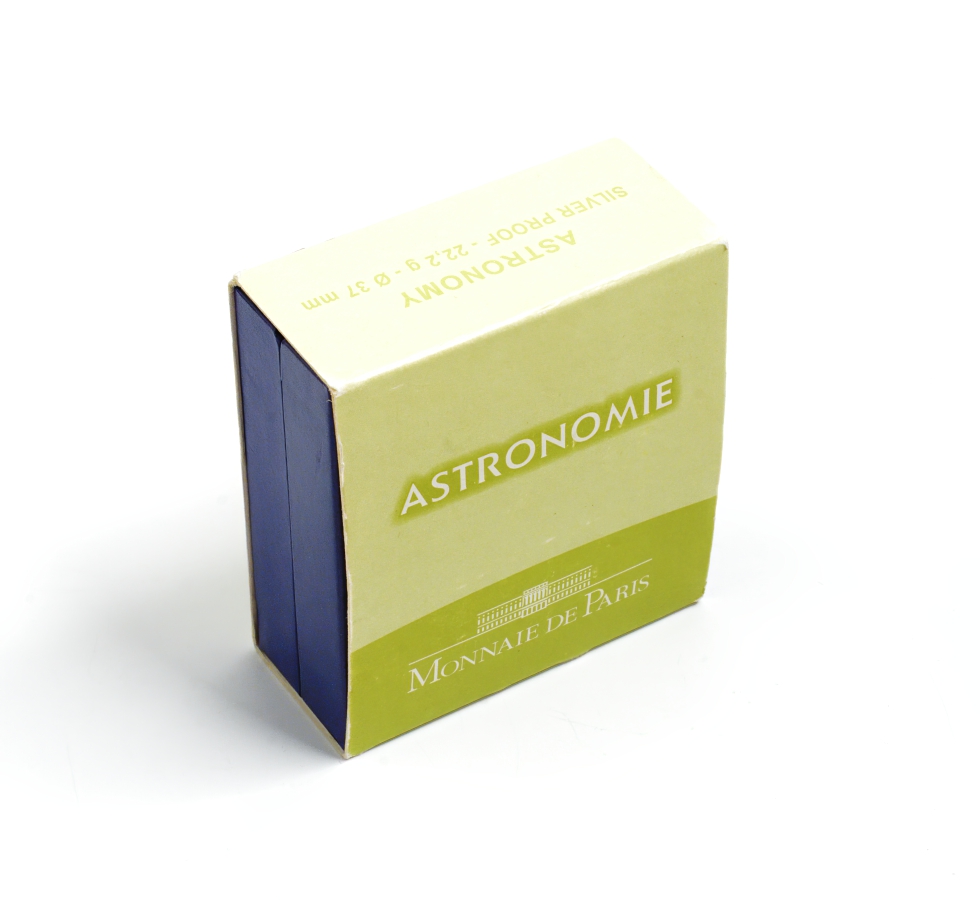 Франция 10 евро 2009 Международный год астрономии, 40 лет первой высадки на Луну, монета выпуклой формы, след астронавта на Луне, тираж 10000 экз. 4-3-3-29