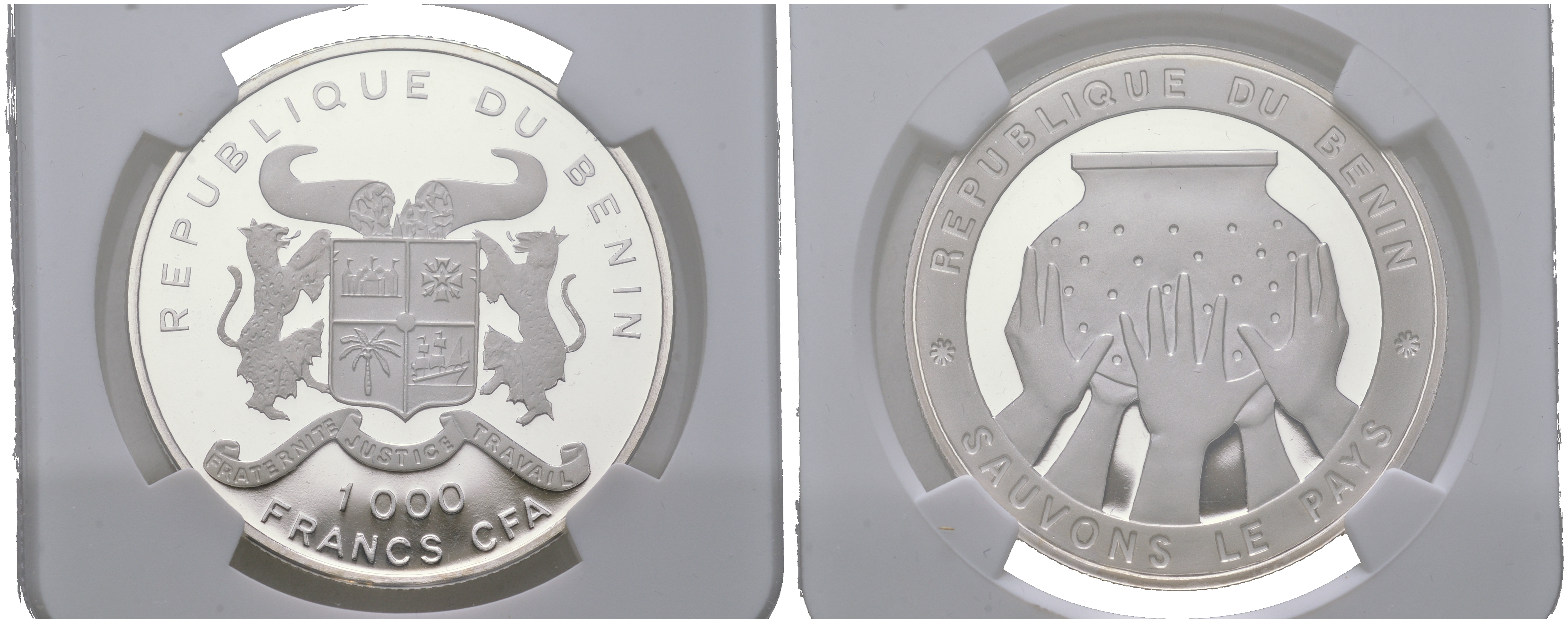 Бенин 1000 франков 1992 спасите страну, пять рук держат сосуд, в слабе NGC PF 69 ULTRA CAMEO KM 1 серебро  PROOF  15-011-02