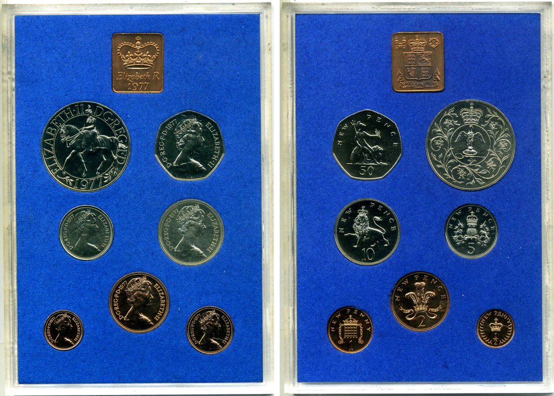 Великобритания официальный годовой набор из 7 монет (1/2, 1, 2, 5, 10, 25, 50 пенни (пенсов)) и 1 жетона монетного двора 1977 Cеребряный (25 лет правлению) юбилей царствования Елизаветы II KM PS33 (911, 912, 913, 914, 915, 916 и 920) бронза и медно-никель