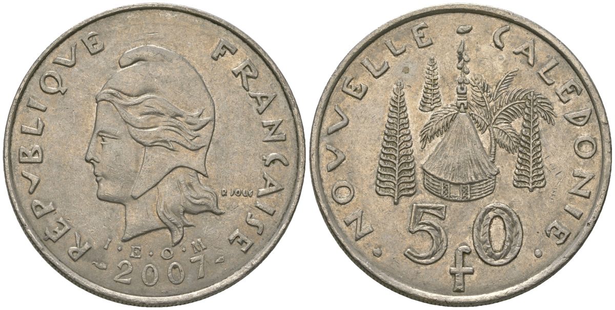 Французская Новая Каледония 50 франков 2007 хижина среди сосен и пальм, (IEOM) KM 13a, Schoen 15a, Lec 128i медно-никель 114-231