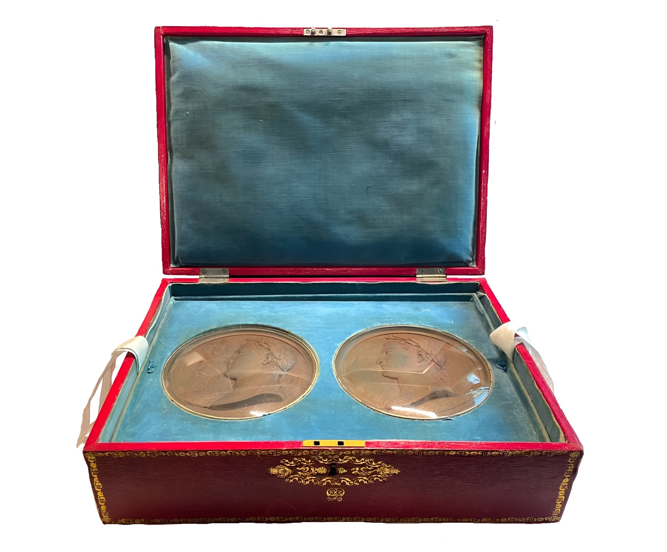 Набор бронзовых французских медалей и медальонов 1810 года. Оригинальный комплект. 0-0-00