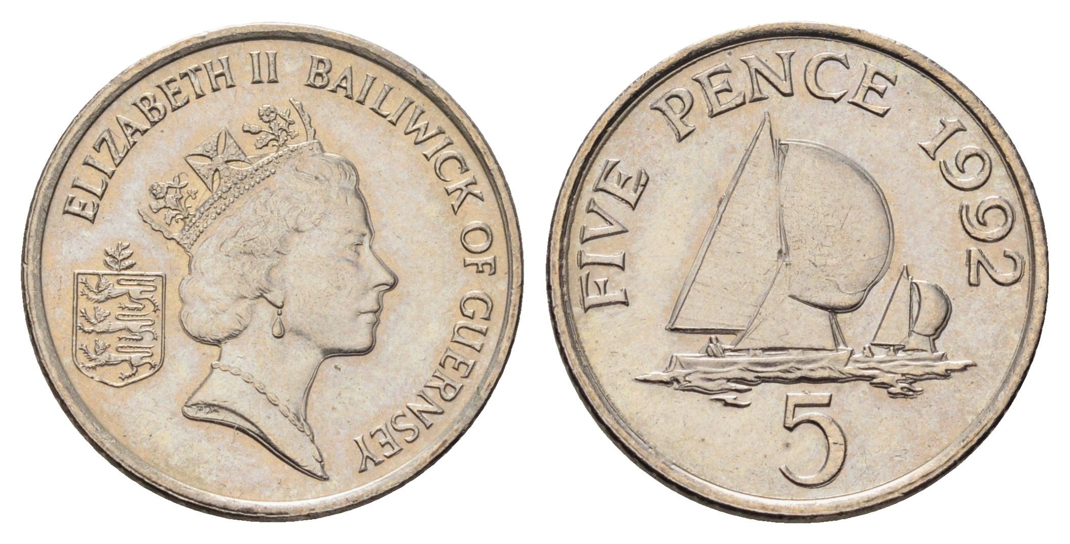 Гернси 5 пенсов 1992 Елизавета II (1952-2022), регата KM 42.2 медно-никель UNC 4682-448