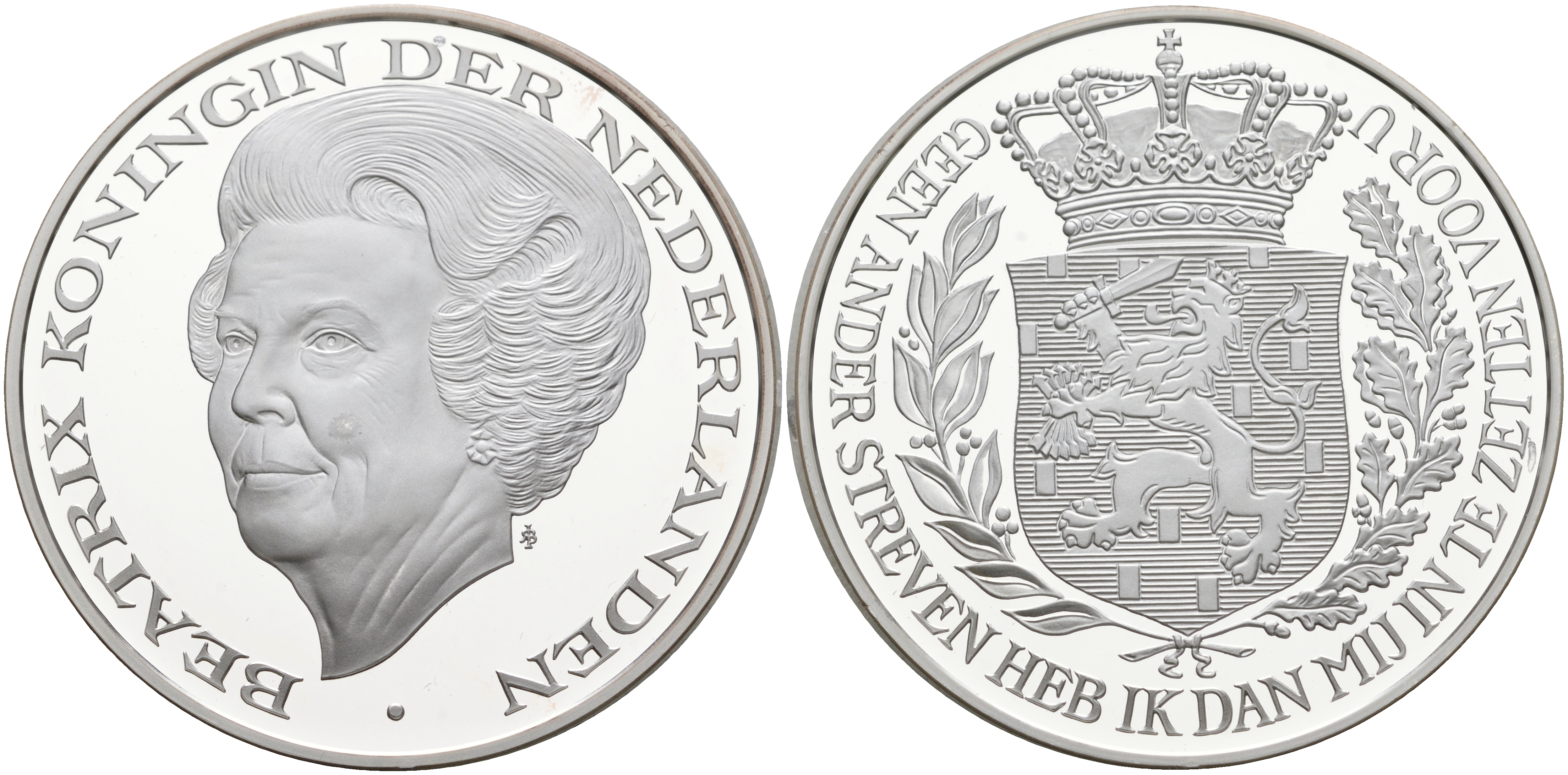 Нидерланды медаль ND королева Нидерландов Беатрикс  серебро  PROOF  00-00