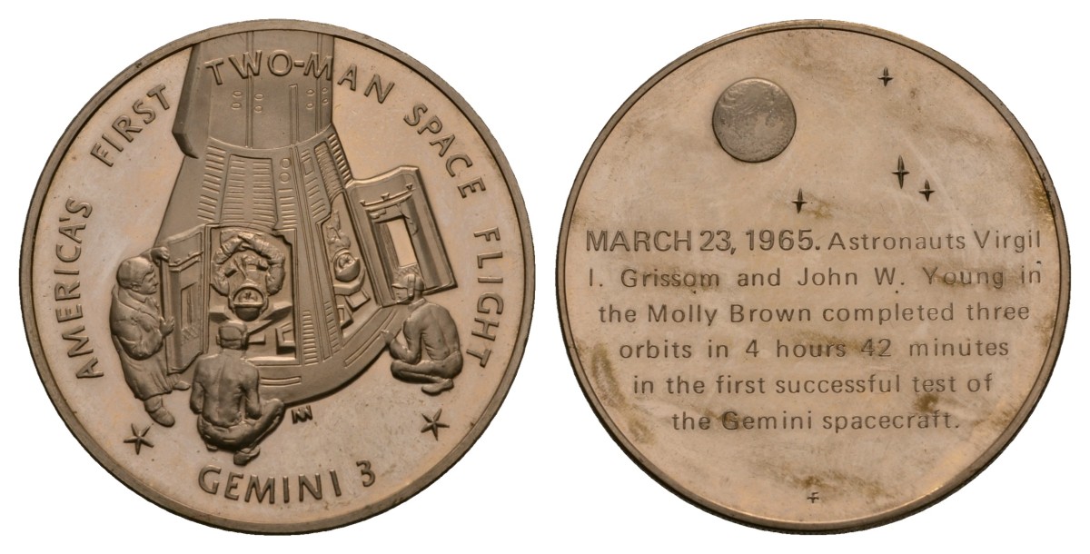 США МЕДАЛЬ ND ДВА ЧЕЛОВЕКА В КОСМОСЕ, ГЕМИНИ 3, 39 мм, 24,9 гр Латунь PROOF 05-095-35