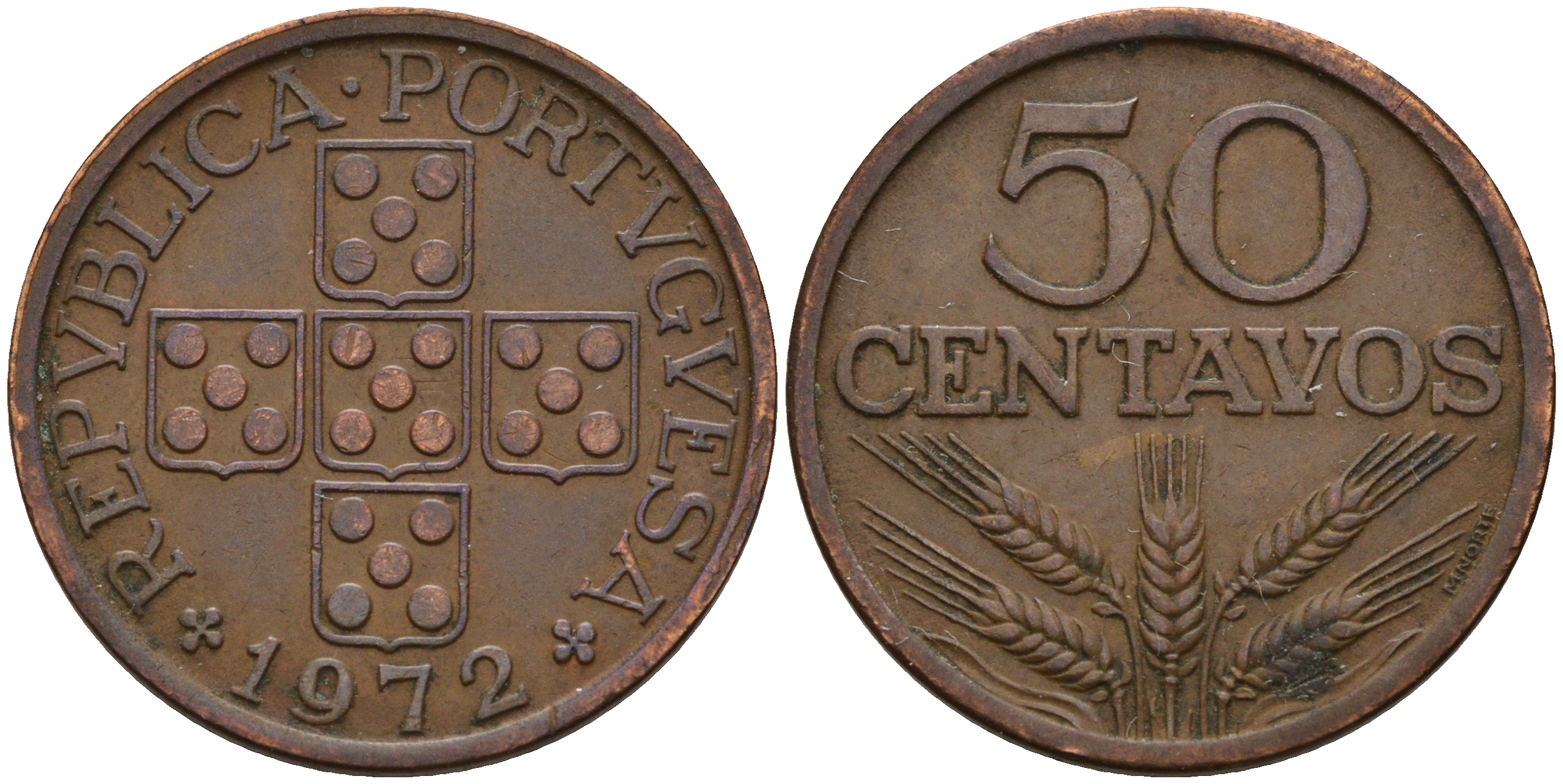 Португалия 50 сентаво 1972  KM 596 бронза    4153-127