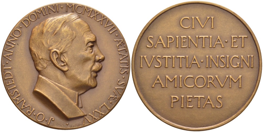 ШВЕЦИЯ МЕДАЛЬ 1952 ПАМЯТИ J.O.RAMSREDT СКОНЧАВШЕГОСЯ В ВОЗРАСТЕ 75 ЛЕТ ОТ ДРУЗЕЙ И БЛИЗКИХ С СОСТРАДАНИЕМ, ДИАМЕТР 45 ММ., ВЕС 37 ГР. бронза 1088-1-54