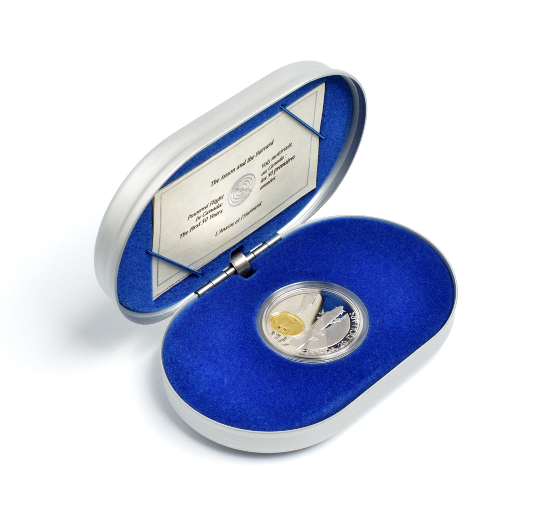 Канада 20 долларов 1990 самолеты Энсон и Гарвард, маршал Роберт Леки в оригинальной коробке с сертификатом KM 173 серебро, позолота PROOF 5-4-5-01