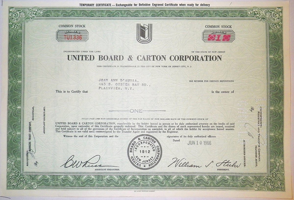 США, United Board & Carton Corporation 1 акция 1966 бумага 00-00