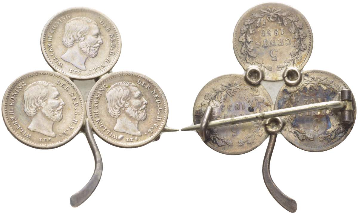 НИДЕРЛАНДЫ БРОШЬ (УКРАШЕНИЕ) В ВИДЕ ЛИСТКА КЛЕВЕРА ИЗ ТРЁХ МОНЕТ ПО 5 ЦЕНТОВ 5 ЦЕНТОВ 1855, 5 ЦЕНТОВ 1855, 5 ЦЕНТОВ 1862, КОРОЛЬ ВИЛЛЕМ серебро 05-099-23