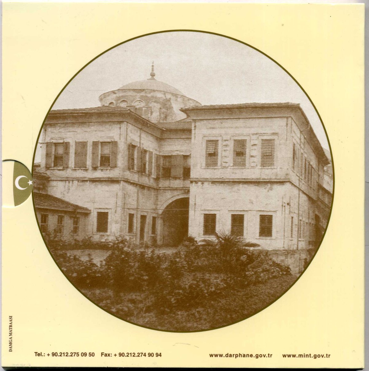 Турция официальный набор из 4 монет + жетон 2004 25000, 50000, 100000 и 250000 лир, буклет  медно-никель  UNC 7-3-1-17