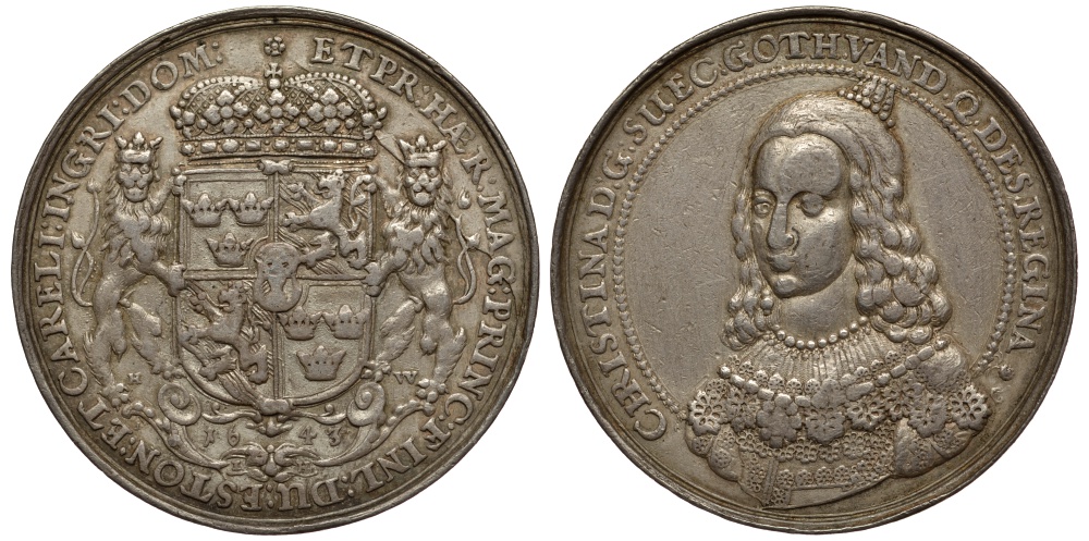 Латвия медаль 1643 Увенчанный поясной портрет Кристины. 40,12 мм; 22,61 г. Хильдебранд I, стр. 262, 14 a. RR серебро 10-002-63