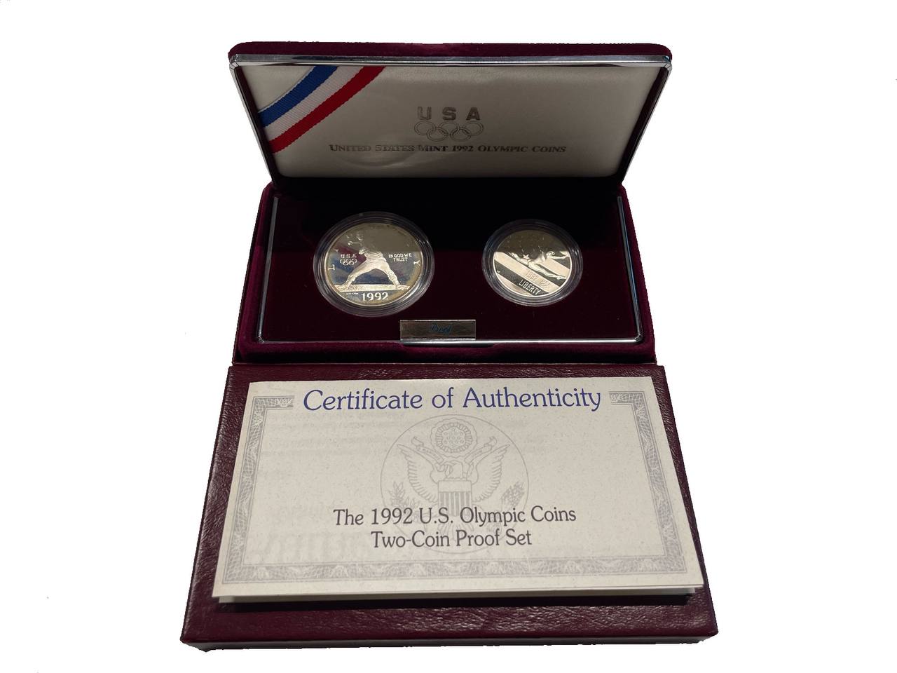 США набор из 1 доллара и 50 центов 1992 S, Олимпийские игры, 1 доллар бейсбол и 50 центов гимнастика, в оригинальной коробке, сертификат KM 233, 234 серебро, медь плакированная медно-никелем  PROOF  00-00