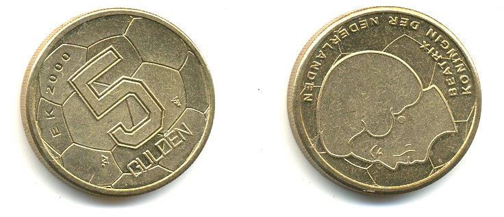 Нидерланды 5 гульденов 2000 Беатрикс (1980-2013), чемпионат мира по футболу 2000 года в Нидерландах KM 231 никель плакированный латунью 84-1111
