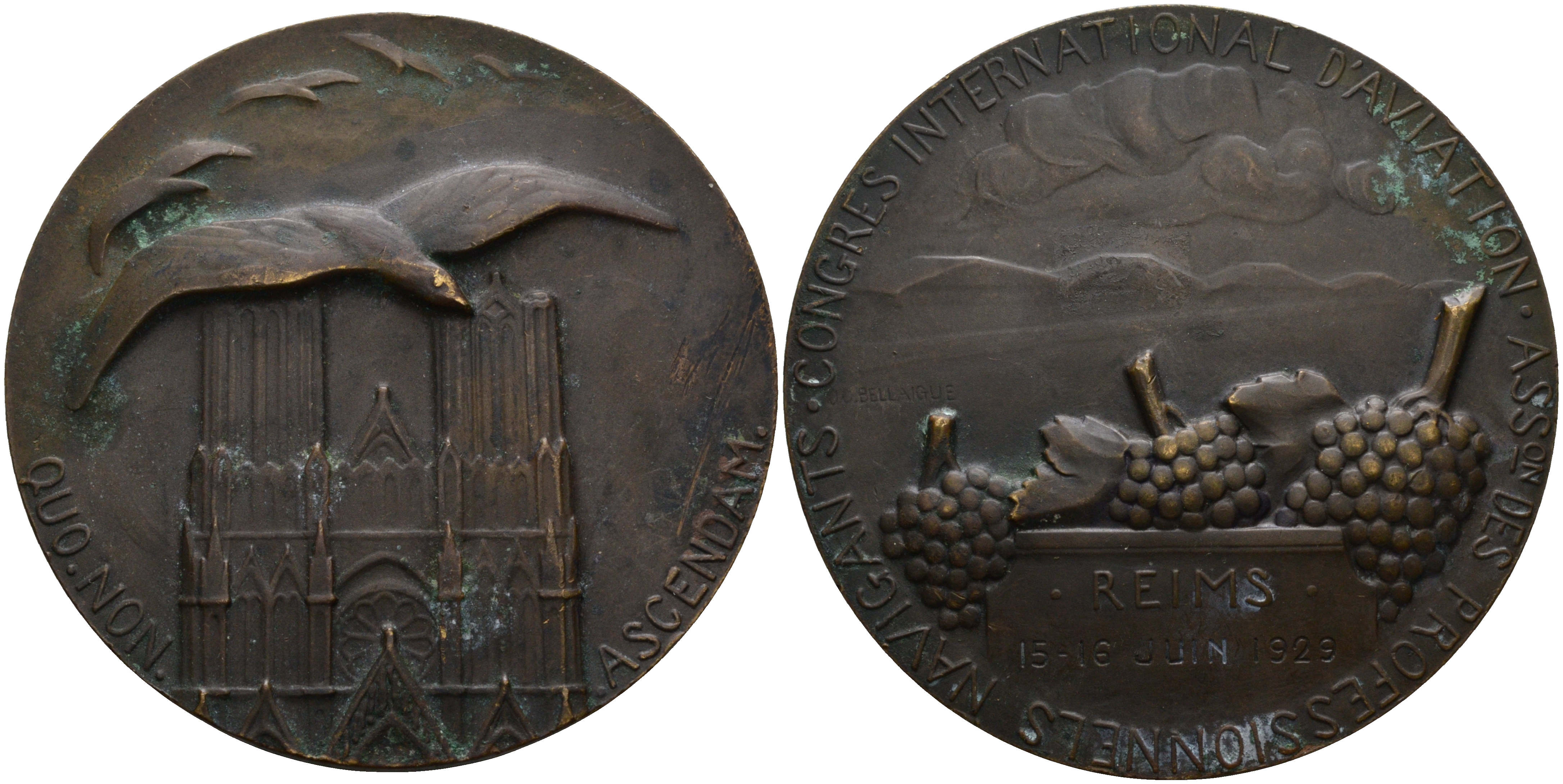 ФРАНЦИЯ МЕДАЛЬ 1929 МЕЖДУНАРОДНЫЙ КОНГРЕСС АВИАТОРОВ, ДИАМЕТР 68 ММ. ВЕС 153,3 ГР. бронза 00-00