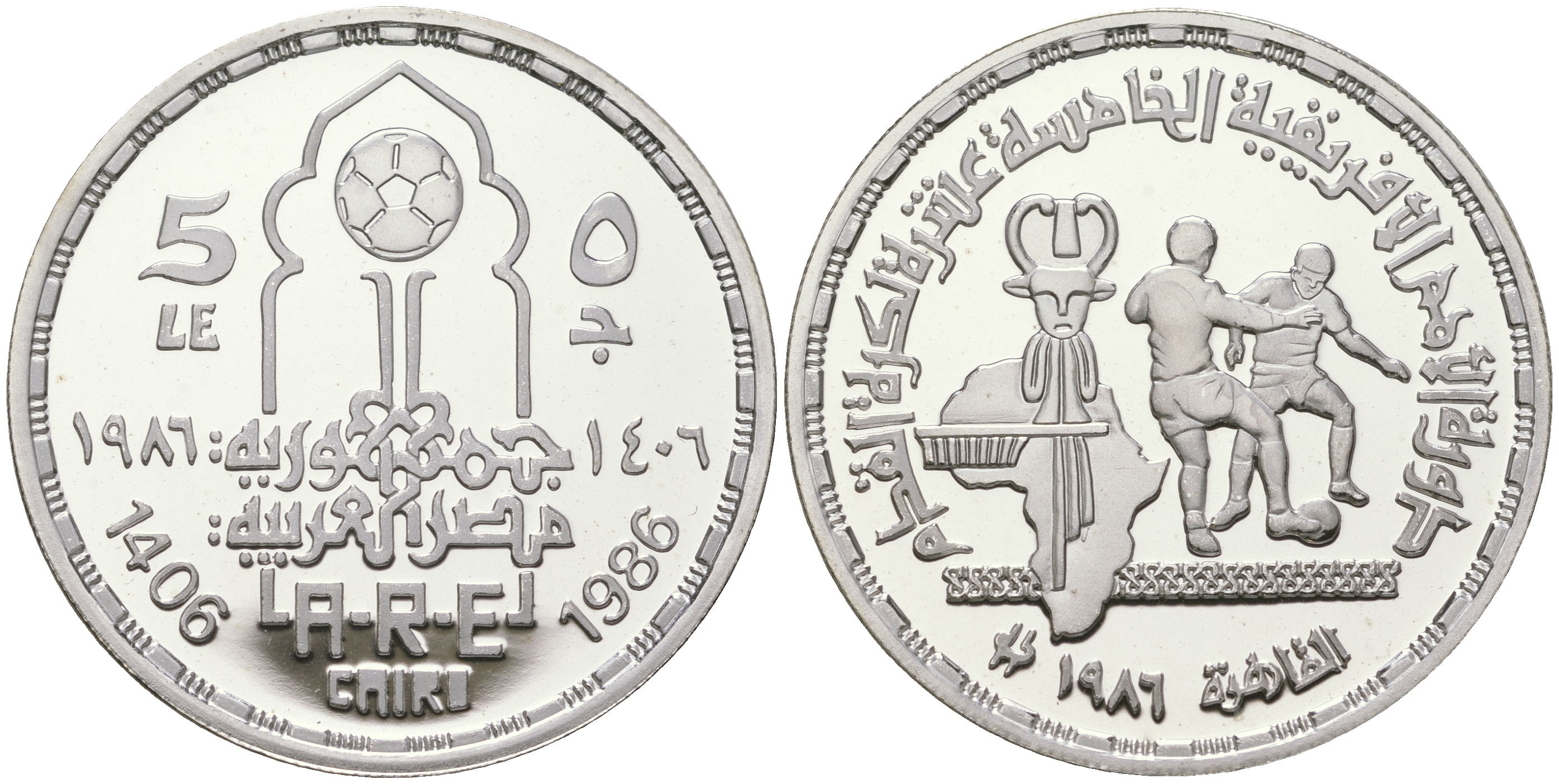Египет 5 фунтов 1986 АН1406, кубок Африки по футболу, игроки KM 590 серебро  PROOF  11-282-33