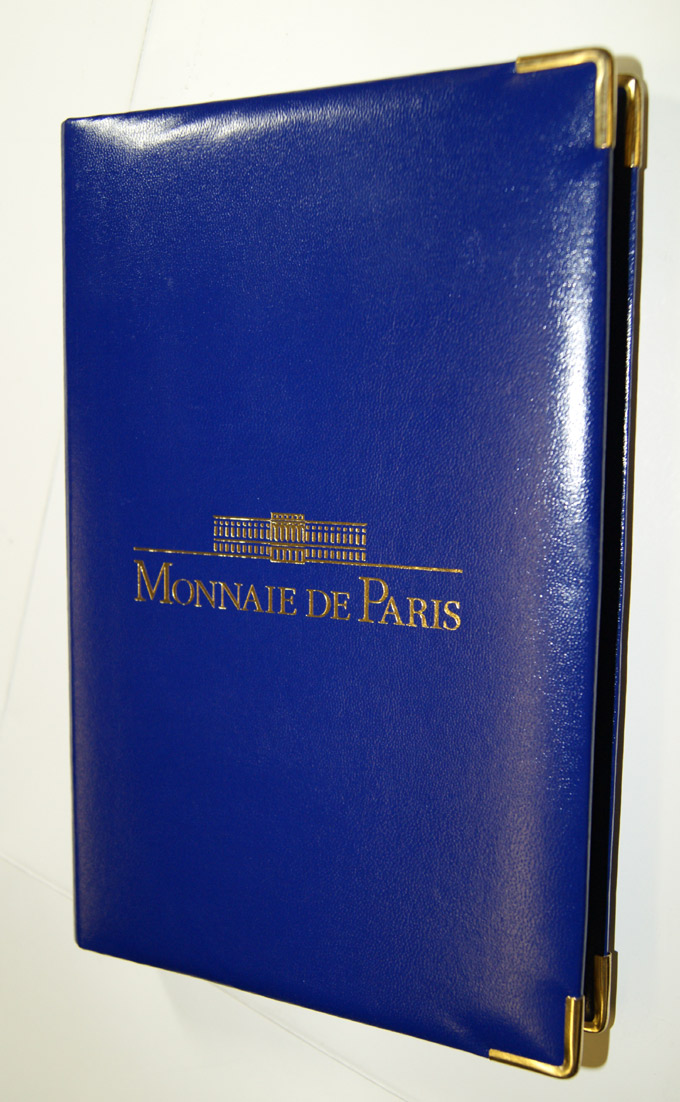 Франция евронабор из 8 монет 2002 в оригинальной упаковке монетного двора PROOF 5-4-6-15