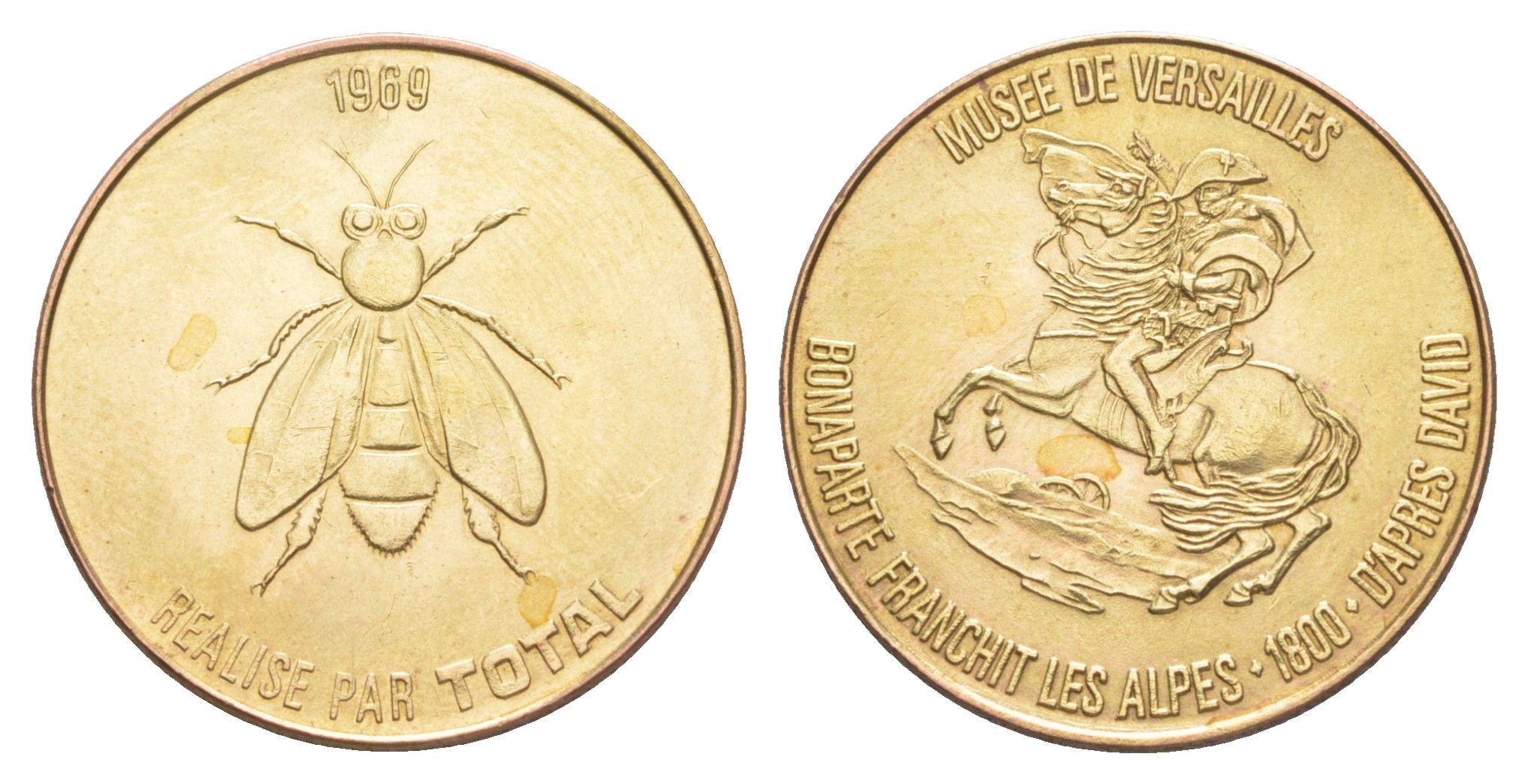 Франция жетон к 200-летию со дня рождения Наполеона-Бонапарта "Музей Версаля - Бонапарт пересекает Альпы" 1969 компания Total, диаметр 25,8 мм, вес 5 гр железо плакированная латунью UNC 4637-522