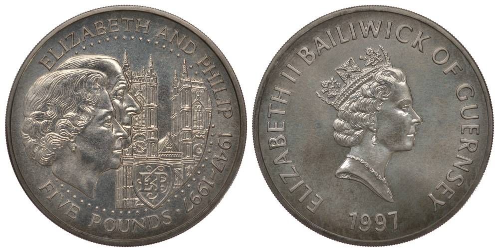 Гернси 5 фунтов 1997 Елизавета и Филипп, золотая свадьба KM 71 медно-никель UNC 1078-4-14