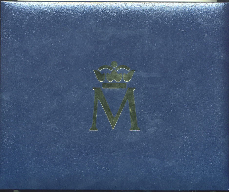 Испания набор из 4 монет (10, 10, 10, 50 евро) 2007 пять лет зоне евро, в оригинальной коробке, сертификат KM 1124,1125,1126 серебро  PROOF 14-01-04-07