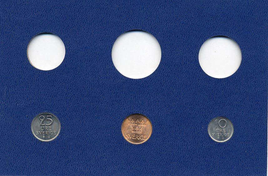 Швеция 5, 10, 25 эре 1972 Густав VI Адольф (1950-1973) в картоне набора монетного двора UNC 7-5-7-264