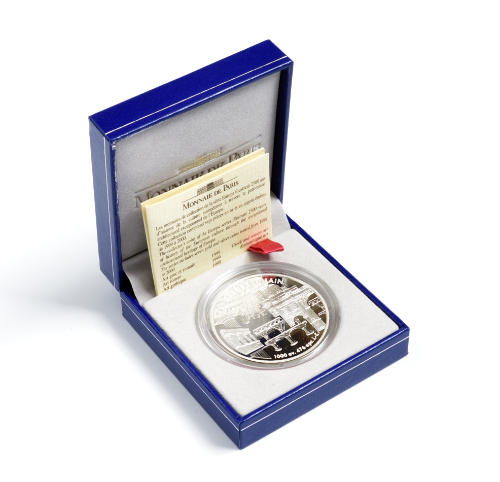 Франция 1 евро = 6,55957 франков 2000 греко-романский стиль в архитектуре (1000 до н.э.- 476 н.э.) в коробке с сертификатом KM 1244 серебро PROOF 4-3-3-10