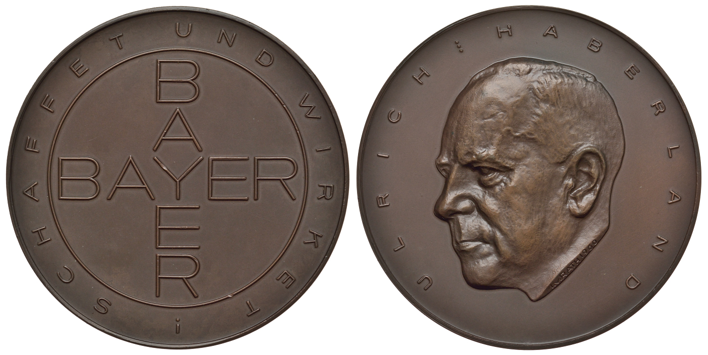 Германия медаль ND Ульрих Хаберланд, основатель Bayer AG, футбол, в родной коробочке, 80 мм, 230 гр бронза UNC 4-3-5-32