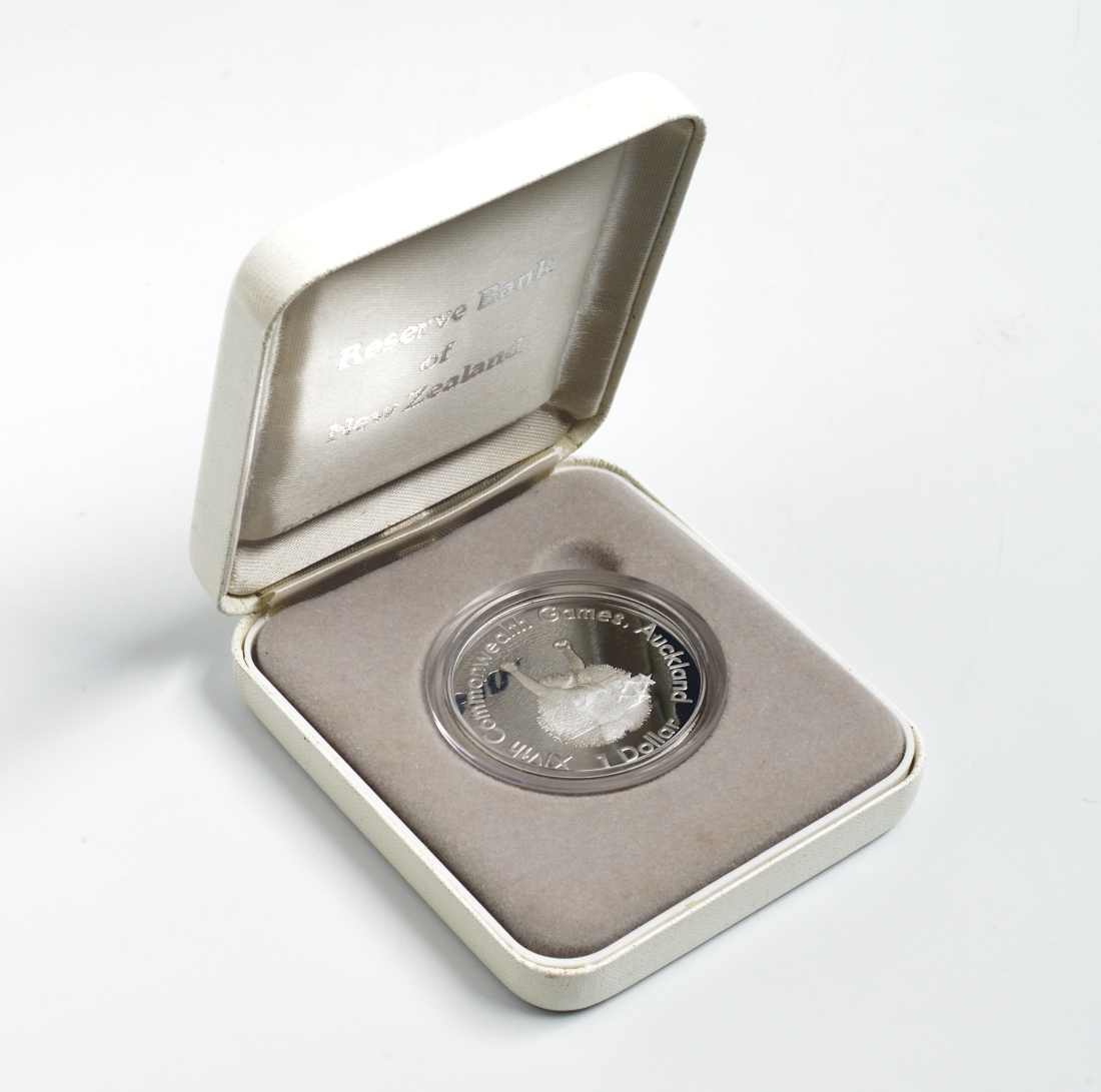 Новая Зеландия 1 доллар 1989 XIV Игры Содружества наций, бегун, Елизавета II (1952-2022), в оригинальной коробке KM 67а серебро PROOF 4-3-4-25