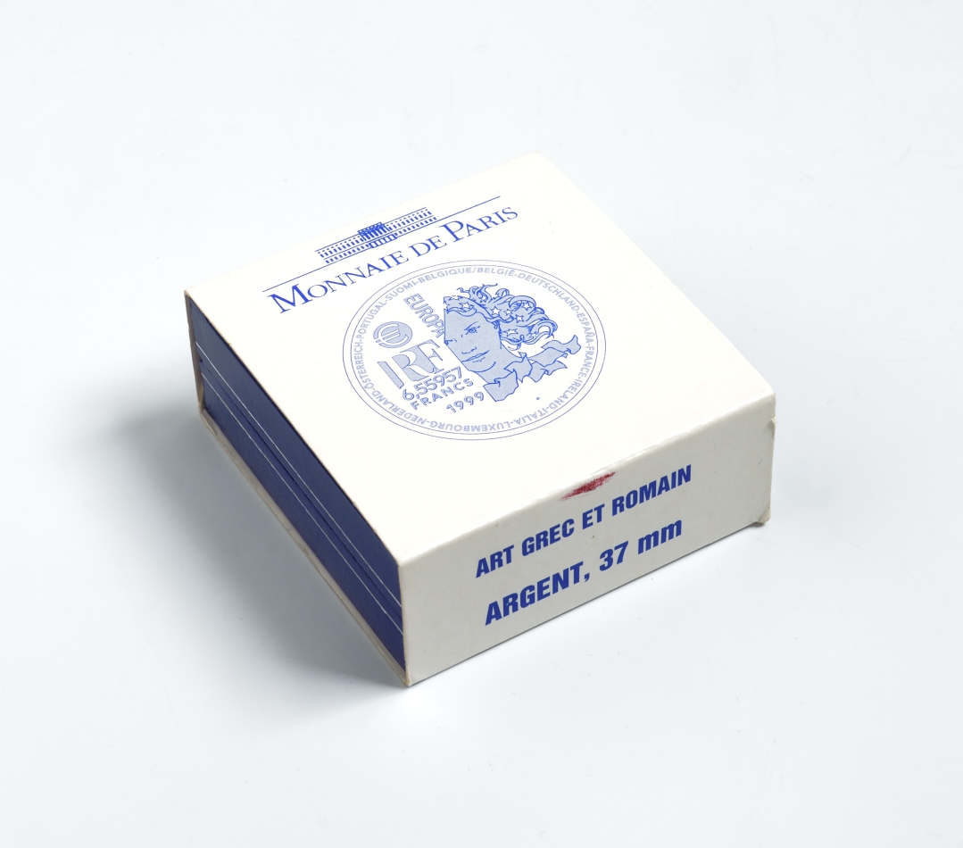 Франция 1 евро = 6,55957 франков 2000 греко-романский стиль в архитектуре (1000 до н.э.- 476 н.э.) в коробке с сертификатом KM 1244 серебро PROOF 4-3-3-10