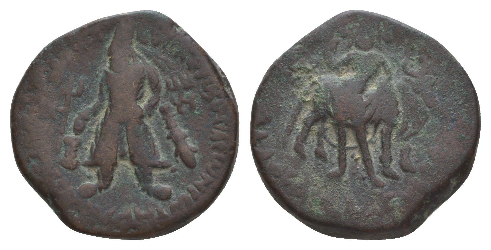 Кушанское Царство тетрадрахма 107-127 Вима Кадфиз, царь у алтаря / бог Шива и священный бык Нанди Pieper 1743, Gobl 762, Whitenhead 36 бронза 1515-1814