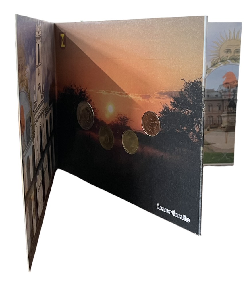 Аргентина набор из 4 монет 1997-2008 200 лет независимости, в оригинальном блистере  биметалл  UNC 00-00