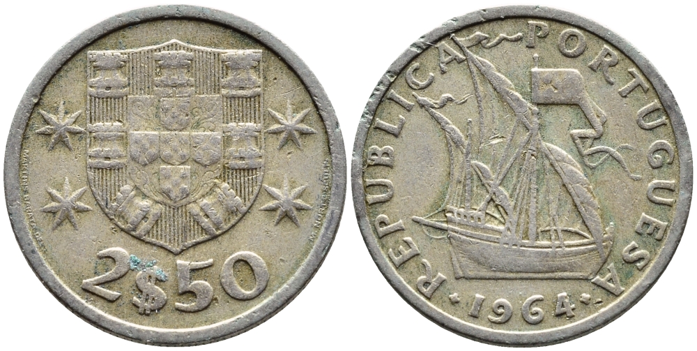 Португалия 2,5 эскудо 1964 парусник KM 590 медно-никель 41-827