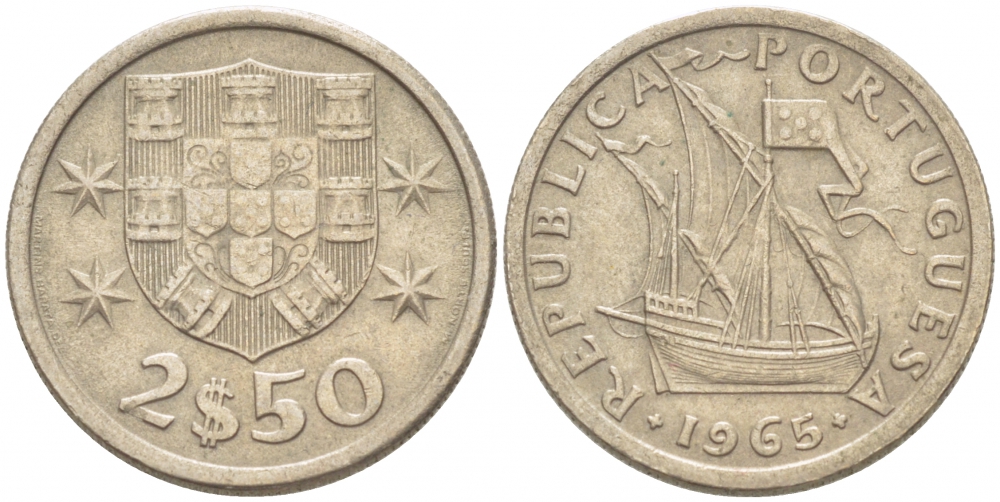 Португалия 2,5 эскудо 1965 парусник KM 590 медно-никель 77-742